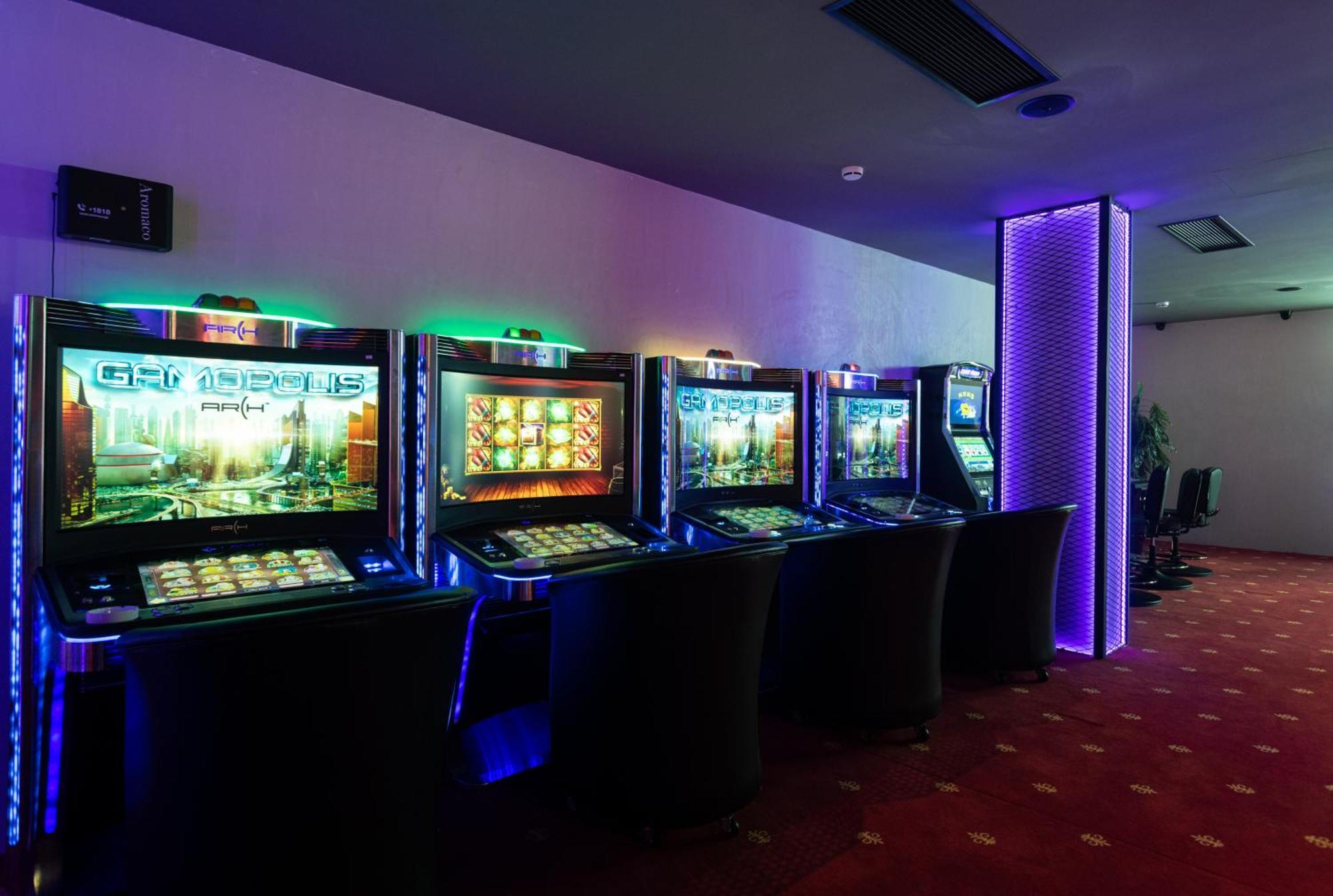 Bet25 Hotel バトゥーミ エクステリア 写真